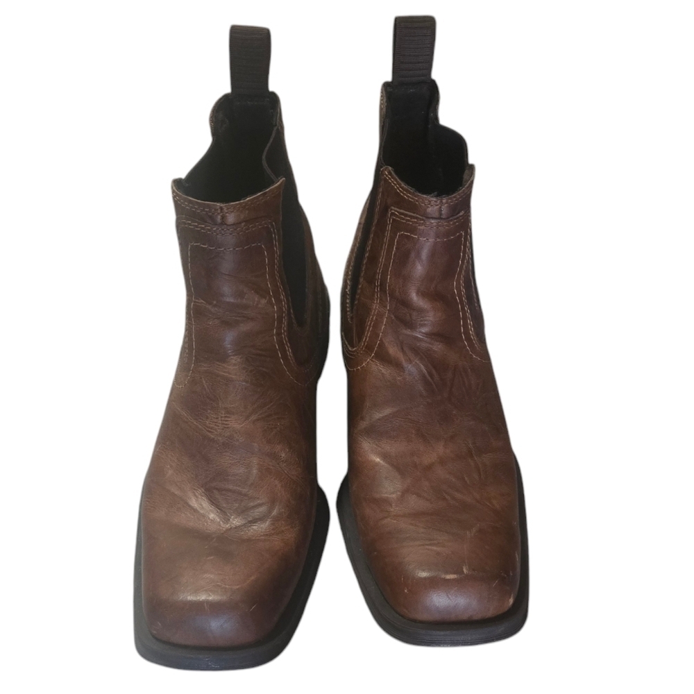 ARIAT Men's Midtown Rambler Boots Distressed Color: Barn Brown size 12EE